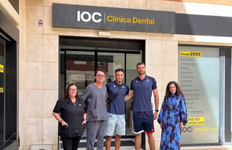 El CB Gran Canaria visita IOC Clínica Dental