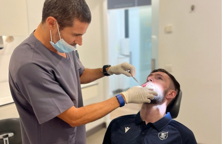 El CB Gran Canaria visita IOC Clínica Dental