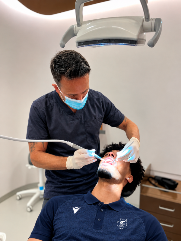 El CB Gran Canaria visita IOC Clínica Dental