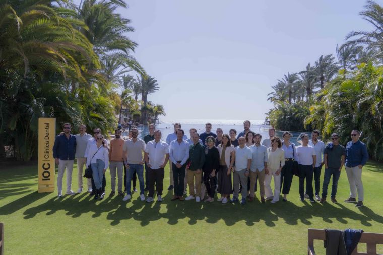 El Dr. Mesquita imparte una exclusiva formación en IOC Academy sobre las últimas técnicas en cirugía peri-implantar [VÍDEO + GALERÍA]