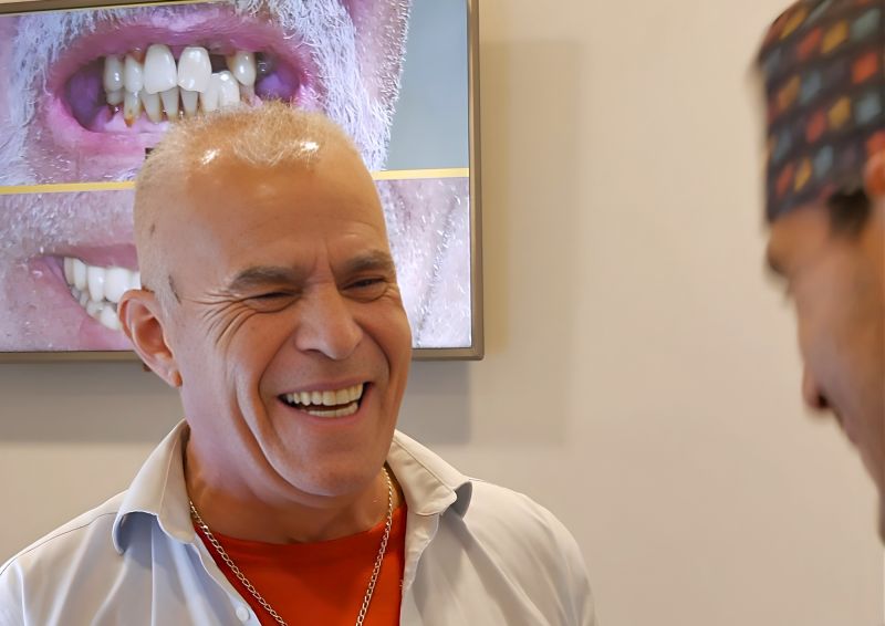 Implantes Dentales Fijos en 24 Horas en Gran Canaria: "Recuperamos tu Sonrisa con total confianza”
